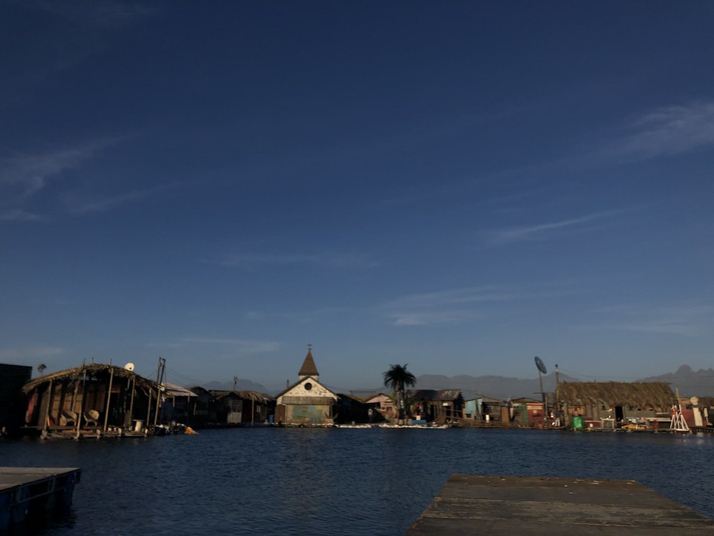 Deep Blue Sea 3 village