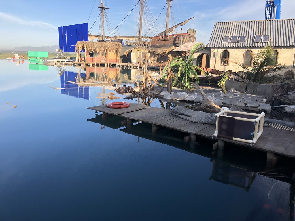 Deep Blue Sea 3 village